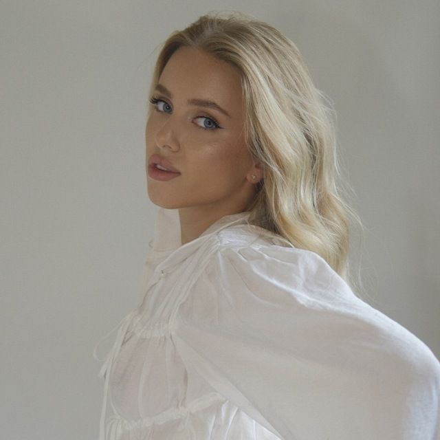 VTORNIKOVA