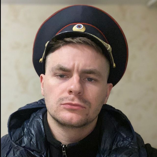 Кирюха МОНТАЖНИК💪😼