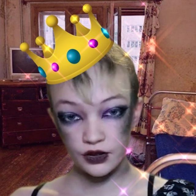 КОРОЛЕВА КРИНЖА