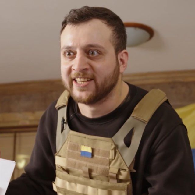 МАКС КОМИКАДZЕ
