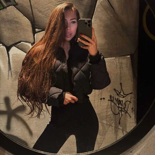 ALENA SAVKINA